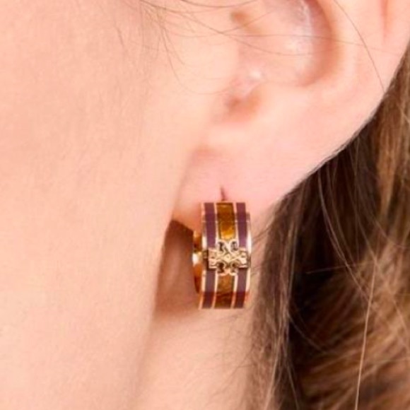 TORY BURCH Gold Kira Enamel Huggie Earrings NWT - Picture 2 of 5